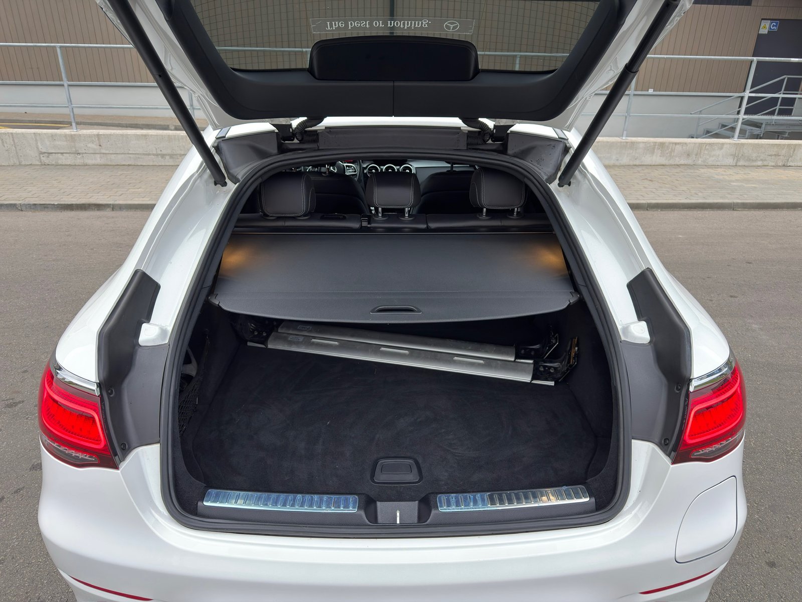 Mercedes-Benz GLC Coupe 300, 2020 - Image 20
