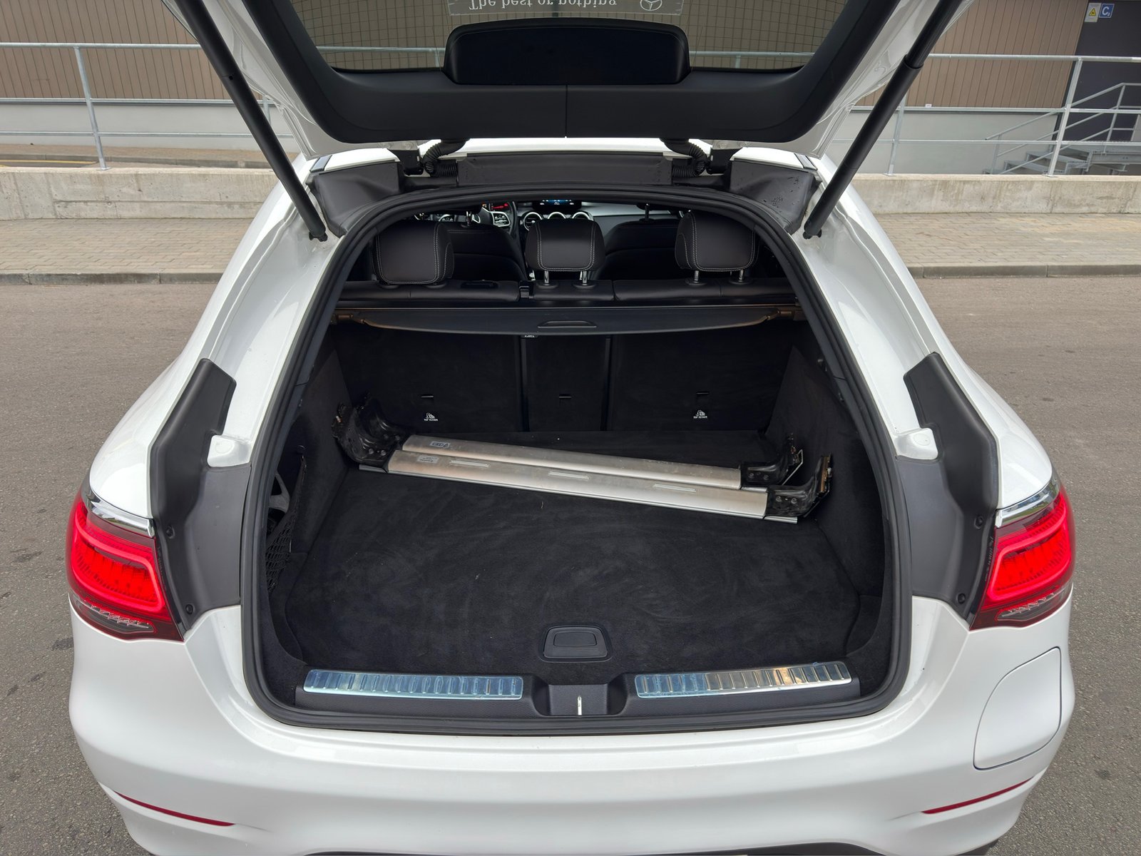 Mercedes-Benz GLC Coupe 300, 2020 - Image 21