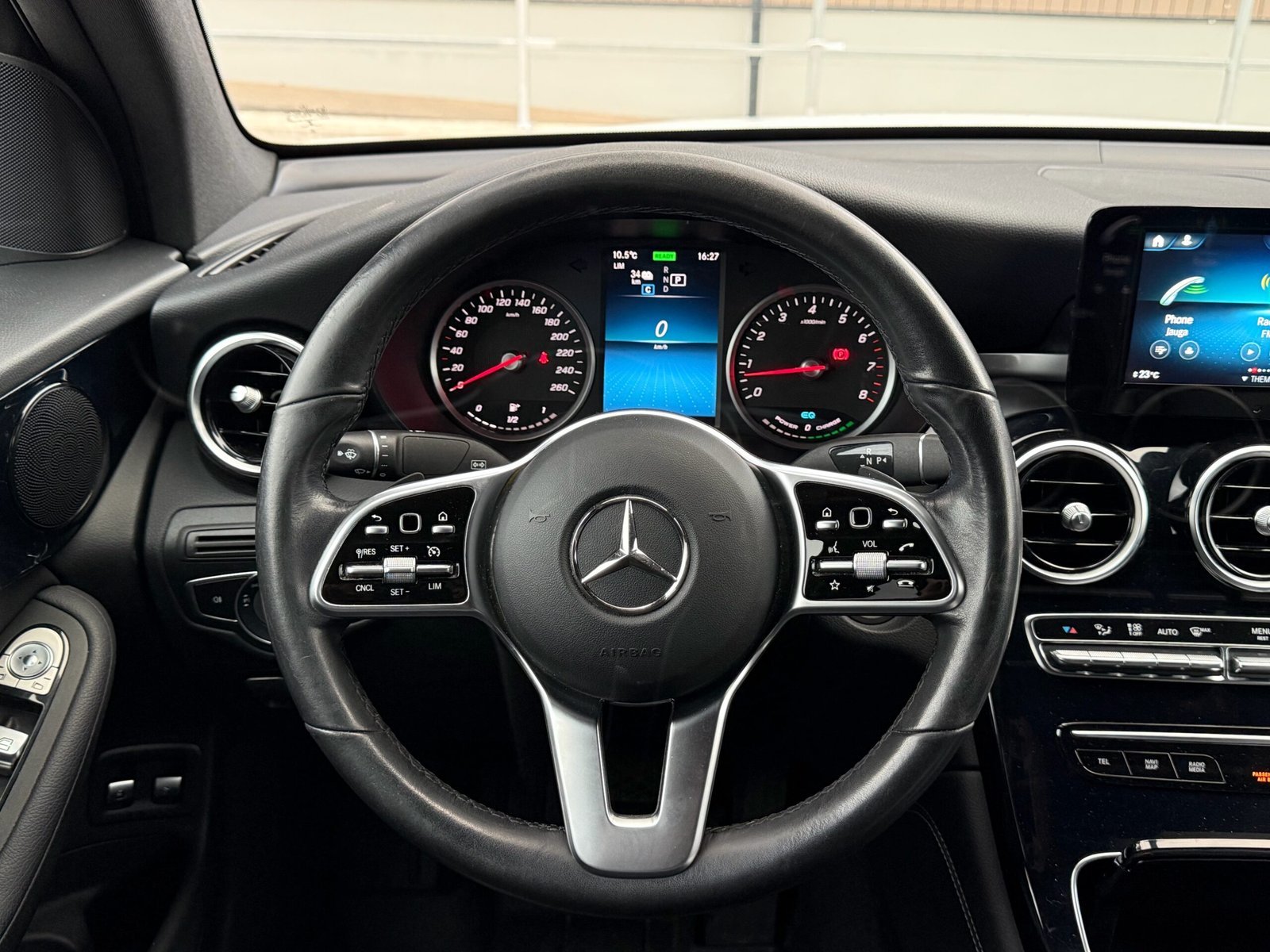 Mercedes-Benz GLC Coupe 300, 2020 - Image 26