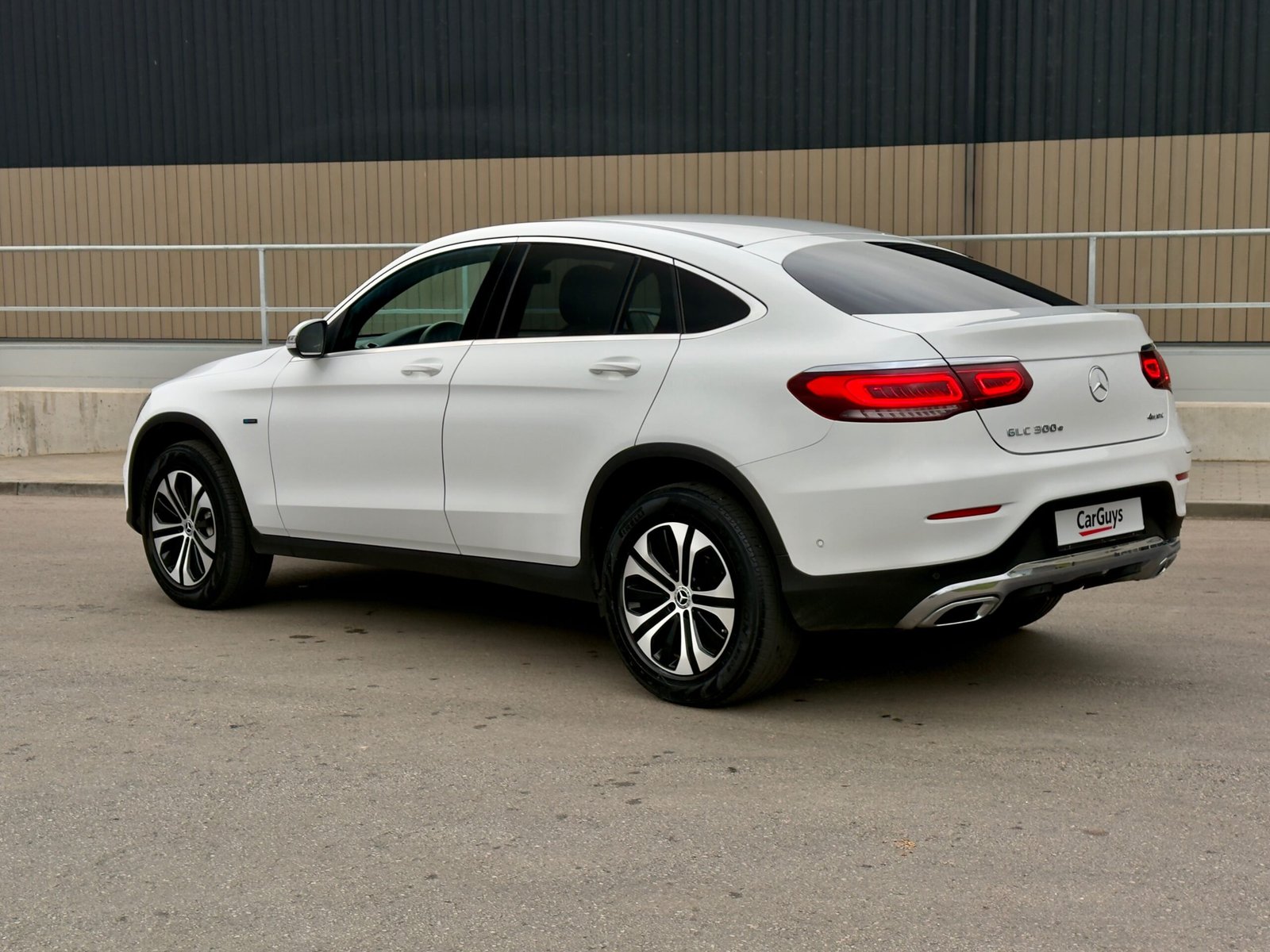 Mercedes-Benz GLC Coupe 300, 2020 - Image 3