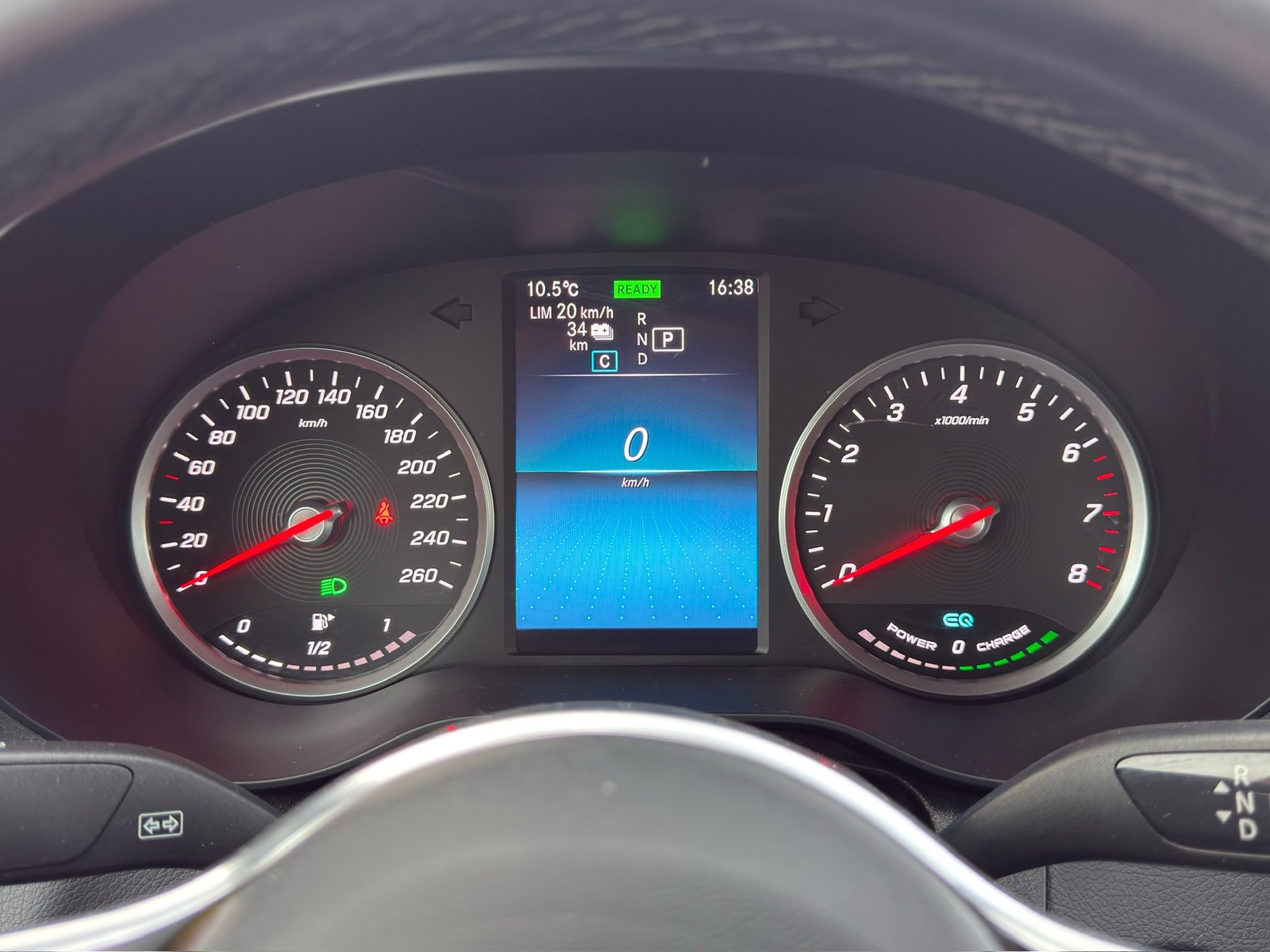 Mercedes-Benz GLC Coupe 300, 2020 - Image 31