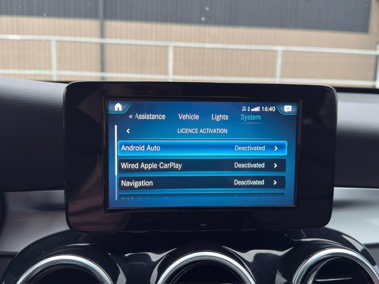 Mercedes-Benz GLC Coupe 300, 2020 - Image 35